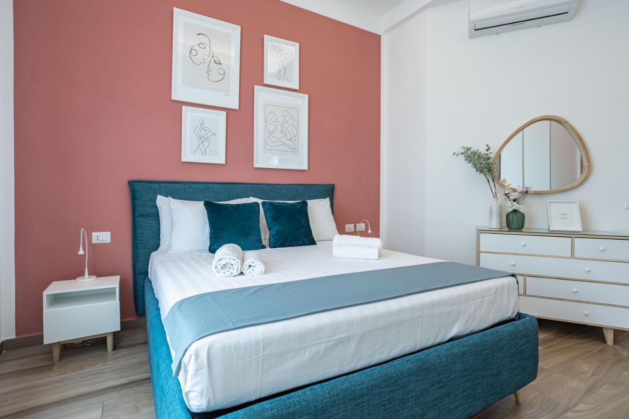 Appartamento Hostly - Tarsia 50-beautiful Terrace On