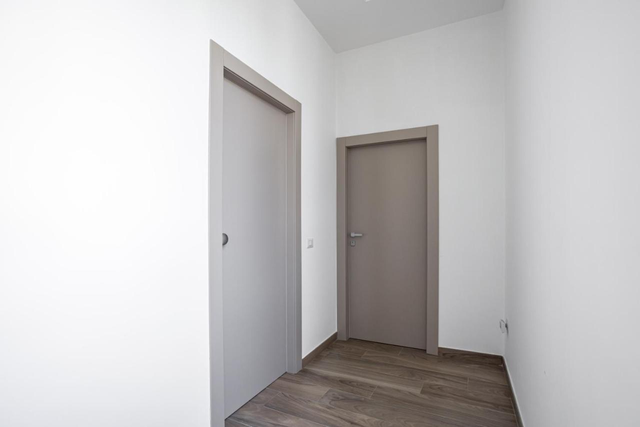 Appartamento Hostly - Tarsia 50-beautiful Terrace On